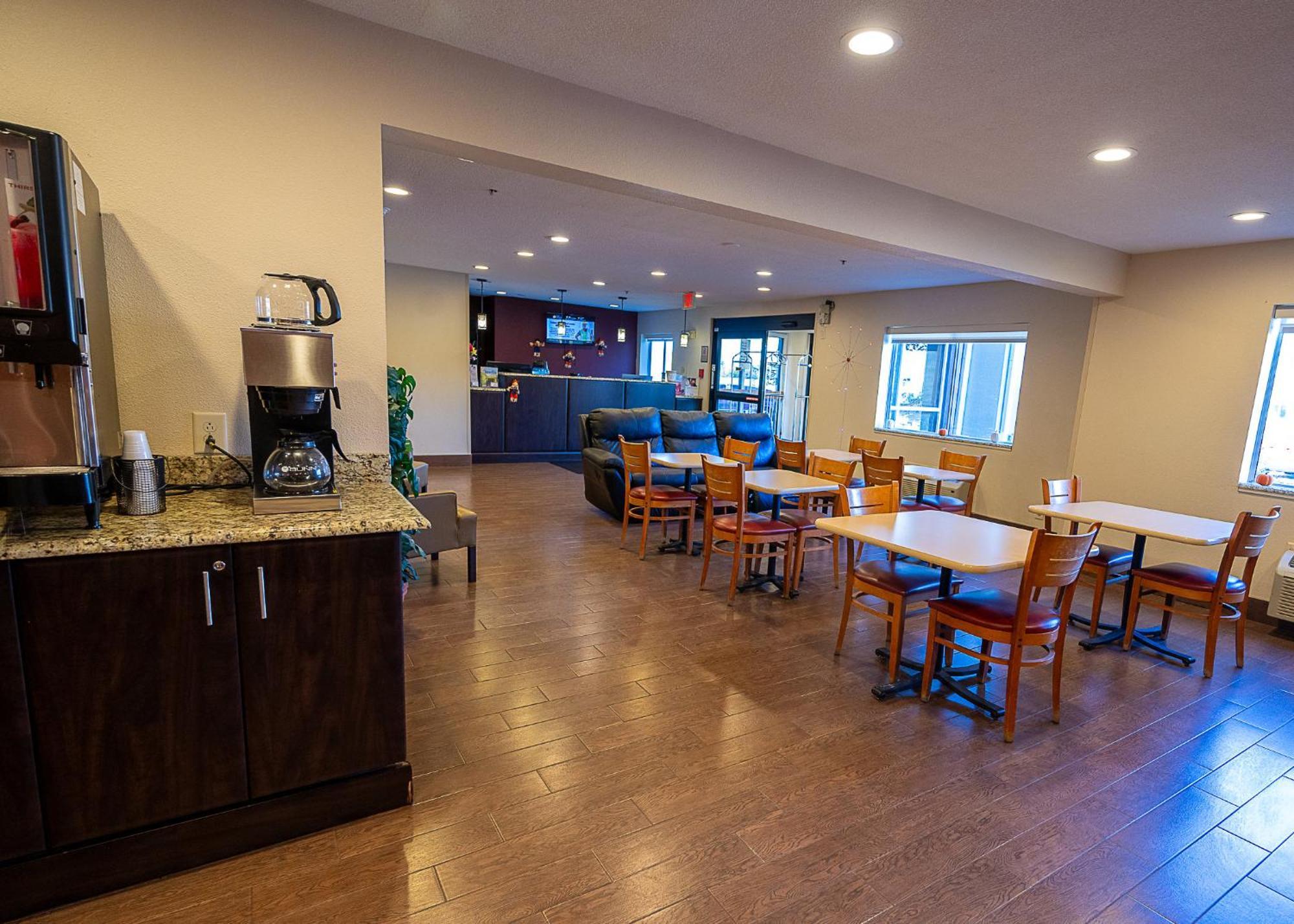 Red Roof Inn & Suites Danville, Il Bagian luar foto