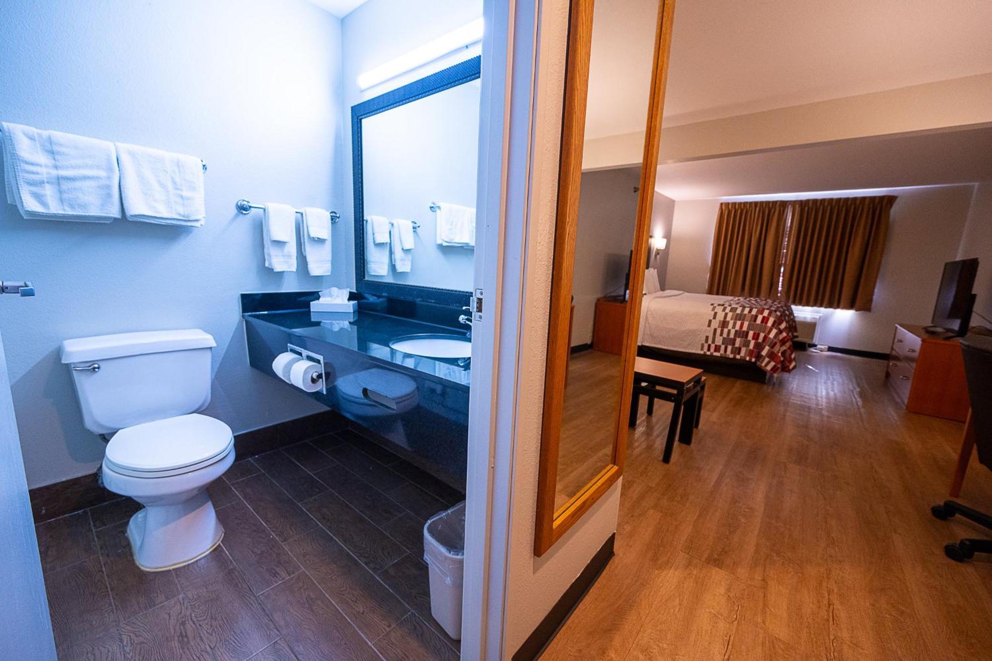 Red Roof Inn & Suites Danville, Il Bagian luar foto